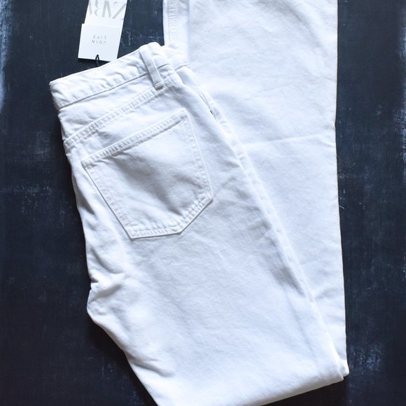 Zara Denim - Zara Mid-rise Split Straight White Jeans Size 4